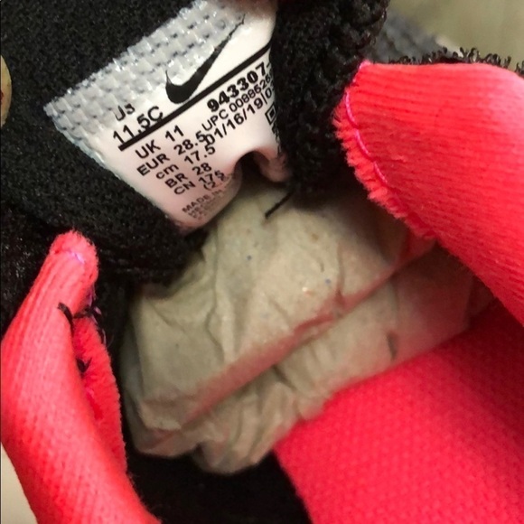 Nike
Revolution 4 Sneaker (Little Kid) K4N100 - Picture 3 of 5